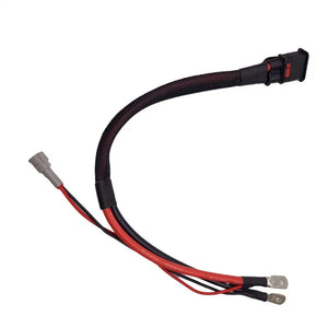 close up photo of the QS8 Power Harness
